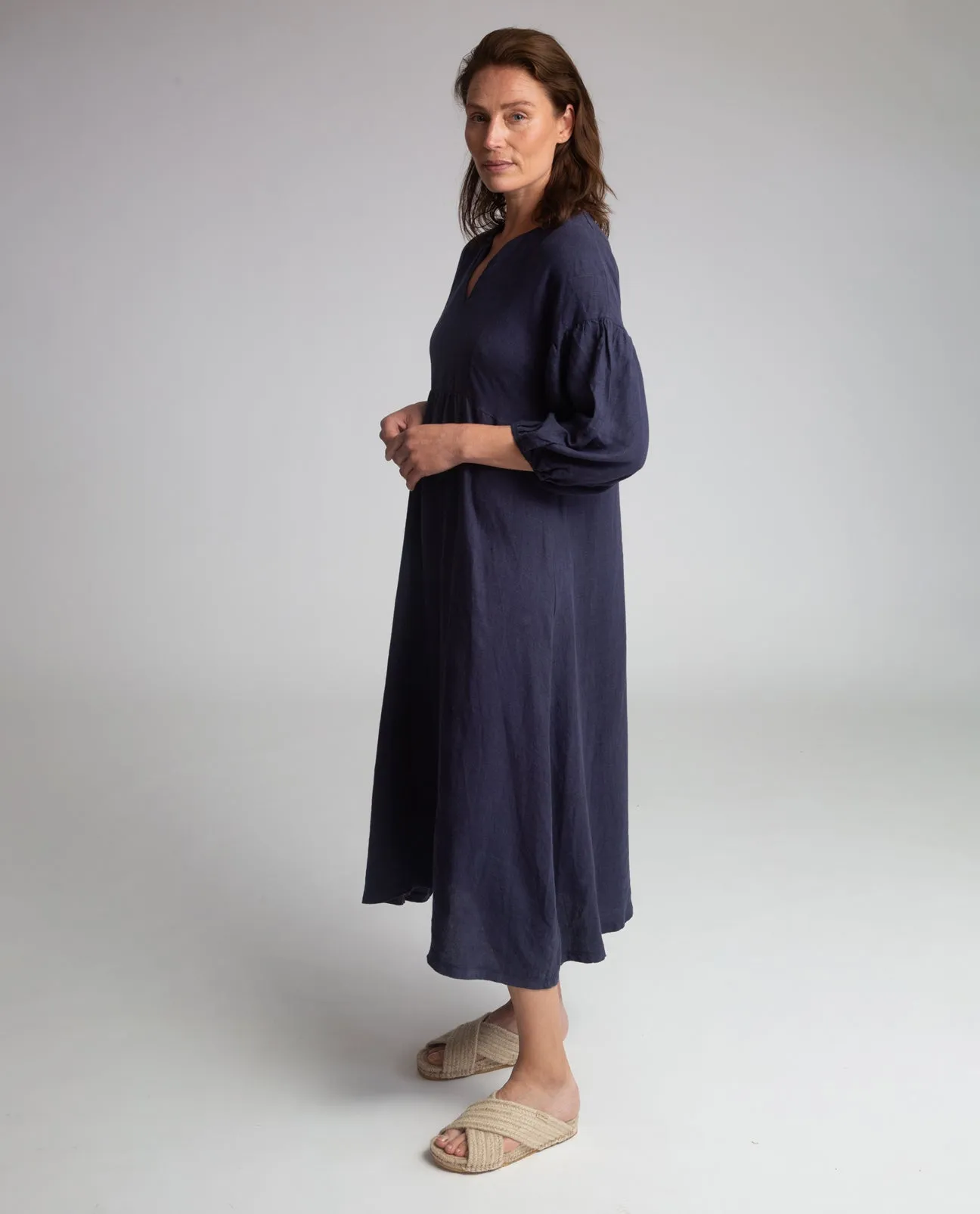 Andreia-May Linen Dress In Navy