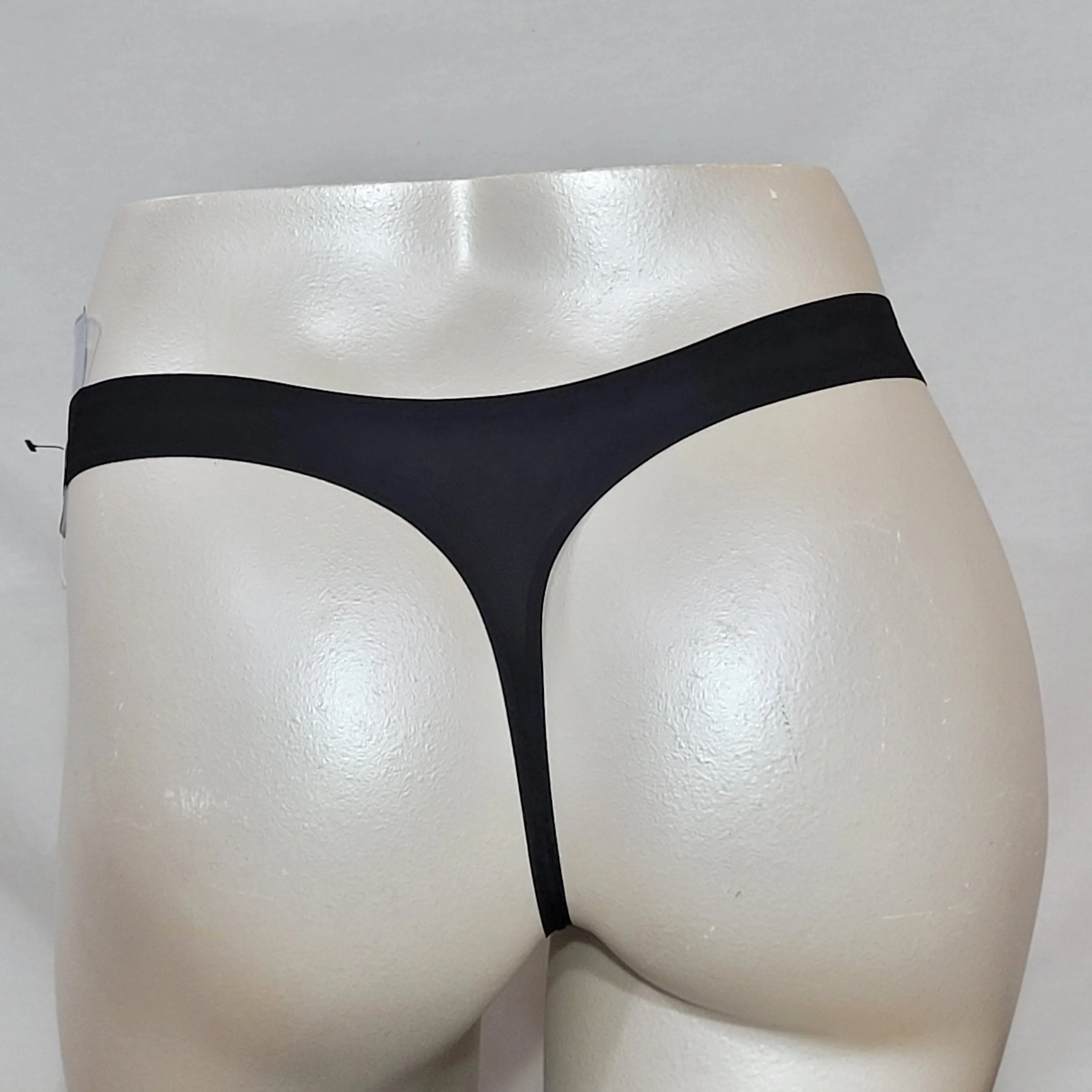 Calvin Klein QF4068 Logo-Waist Laser Thong SIZE MEDIUM Black NWT