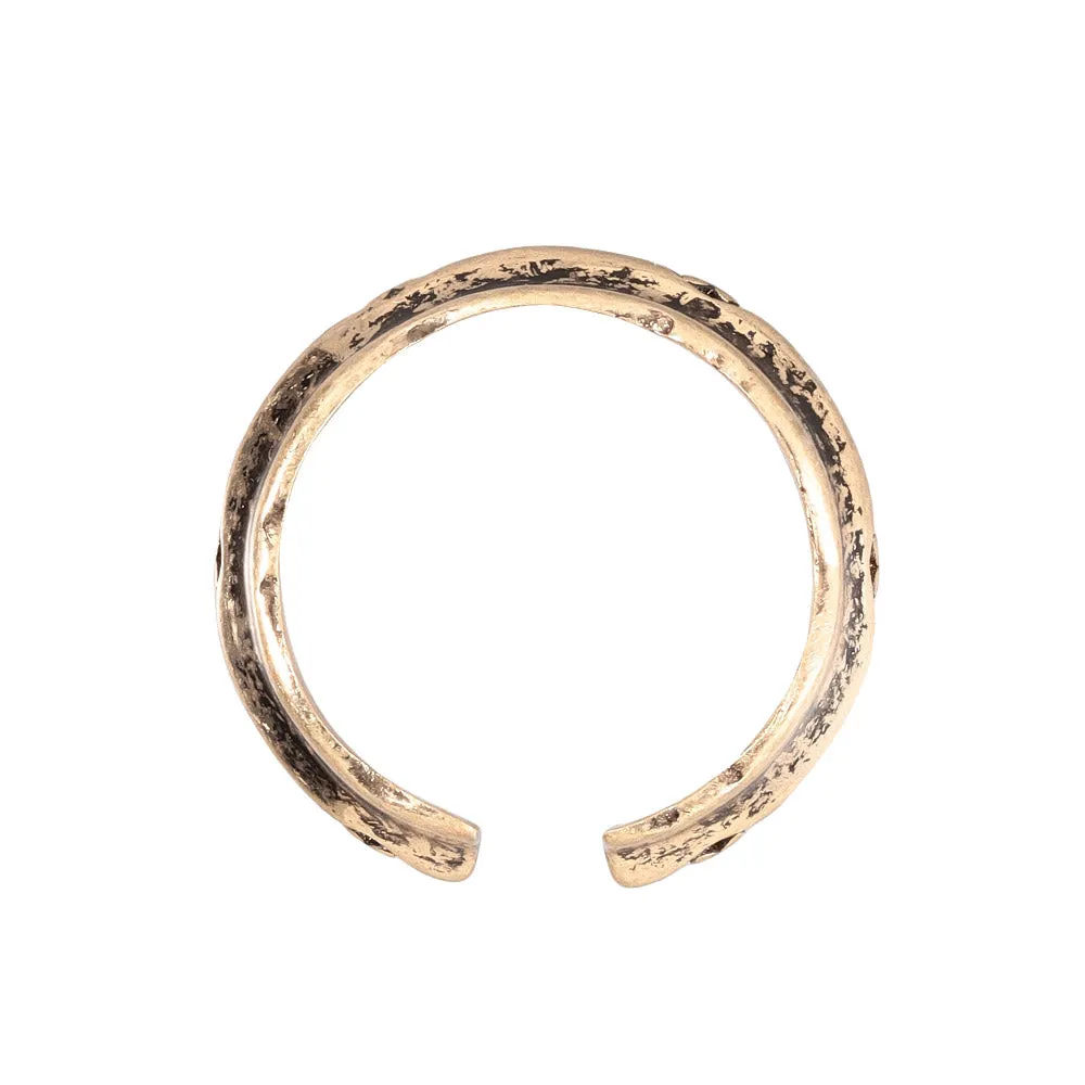 Center Ridge Wavy Open Ring