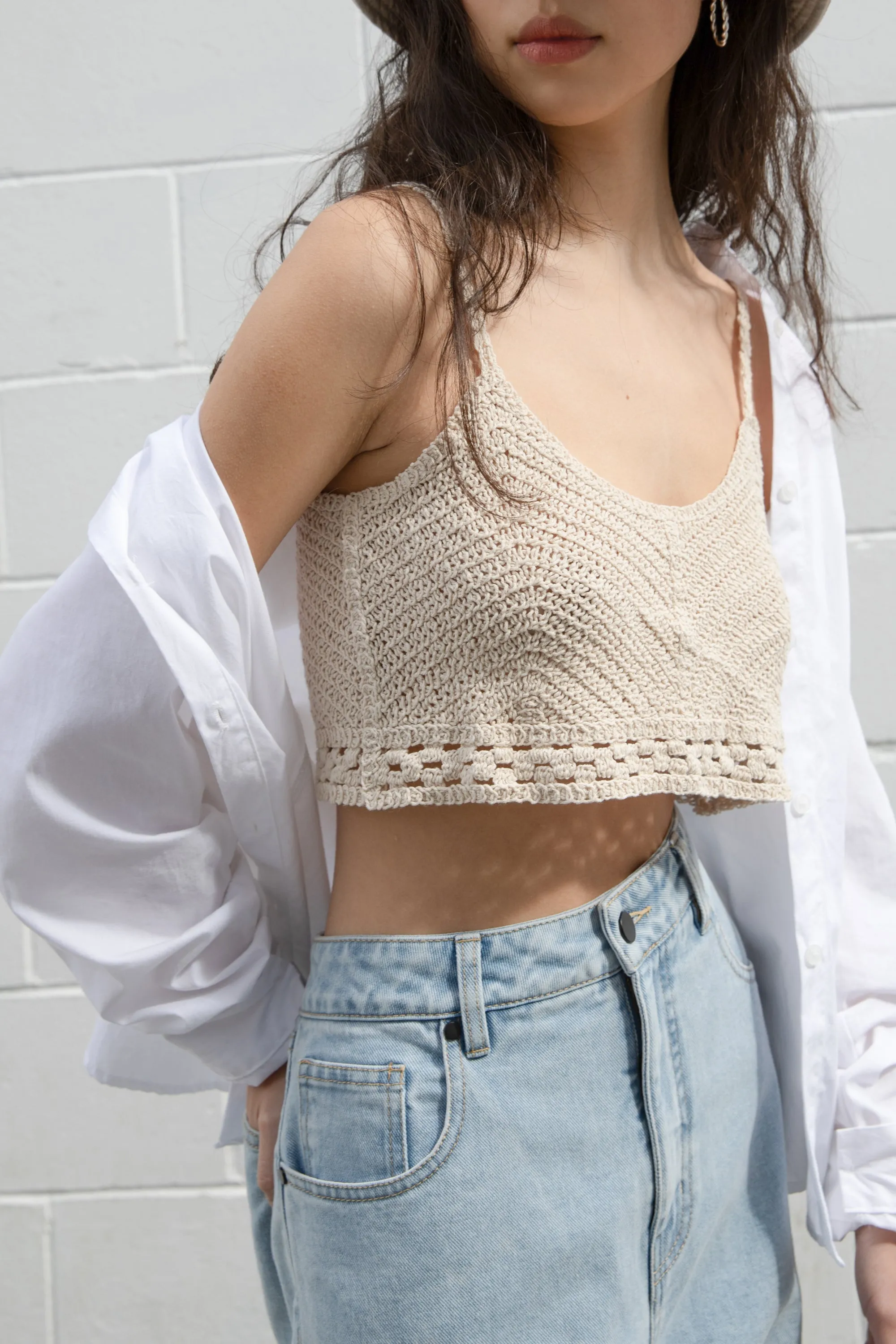 CROPPED CROCHET KNIT TANK