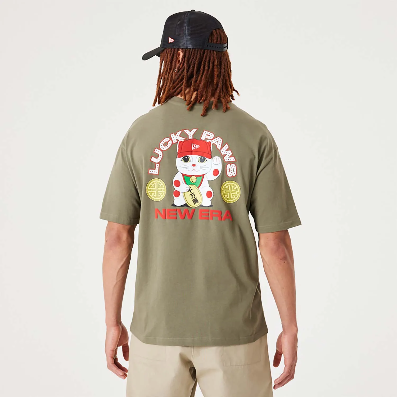 NEW ERA LUCKY PAWS CHARACTER GRAPHIC OVER-SIZED TEE