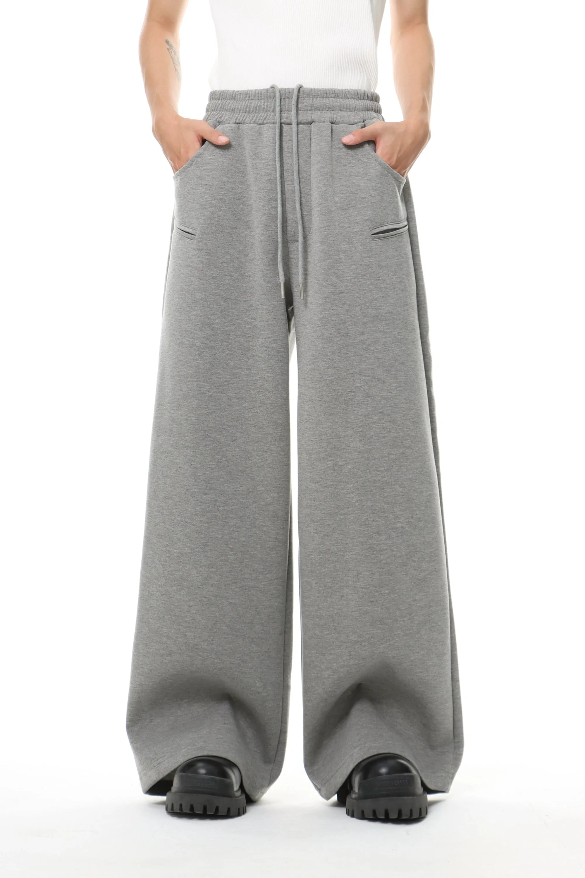 Oversized Cropped Zip Hoodie and Wide-Leg Sweatpant Tracksuit Set