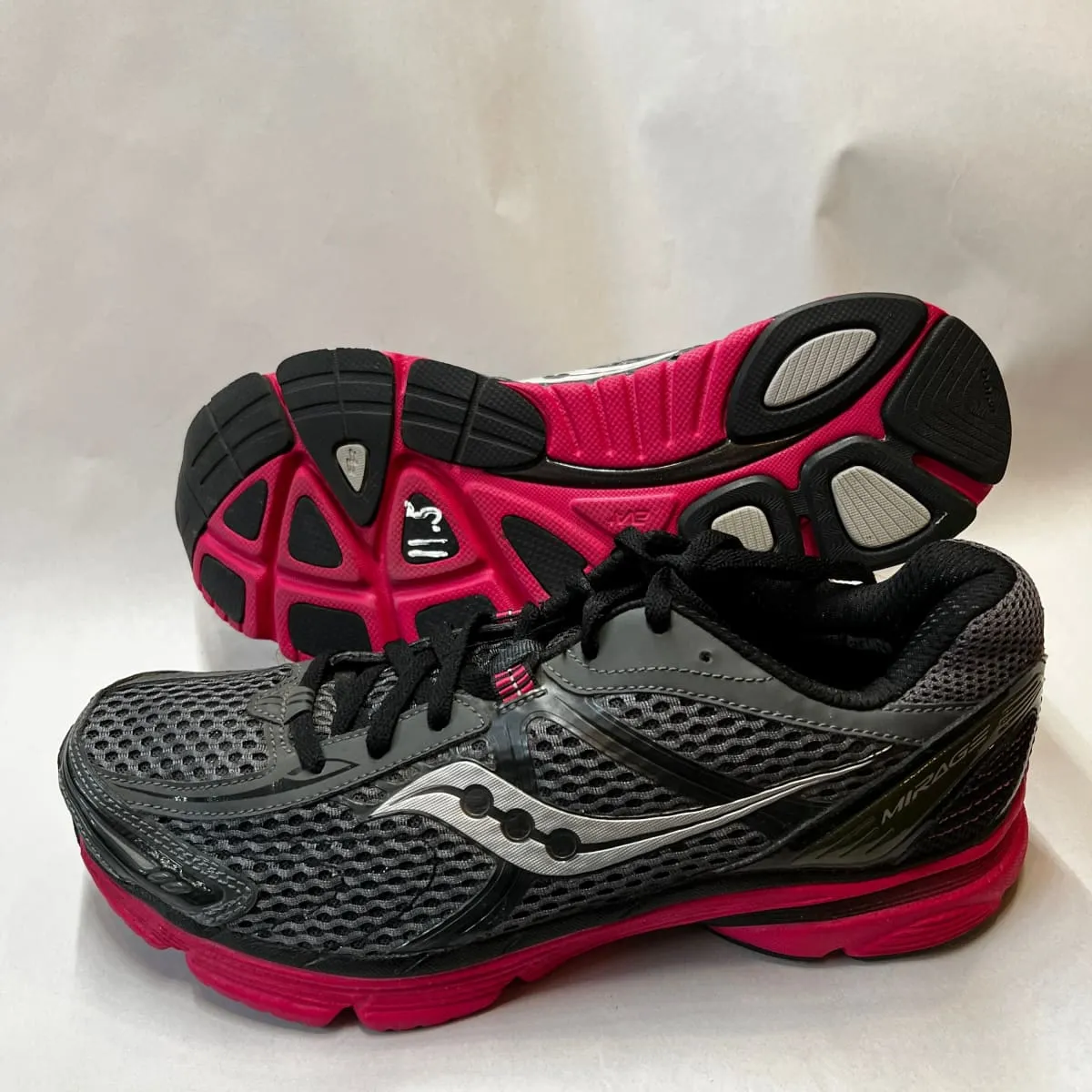 SAUCONY Women's Grid •Mirage• Running Shoe Black/Pink - Preowned