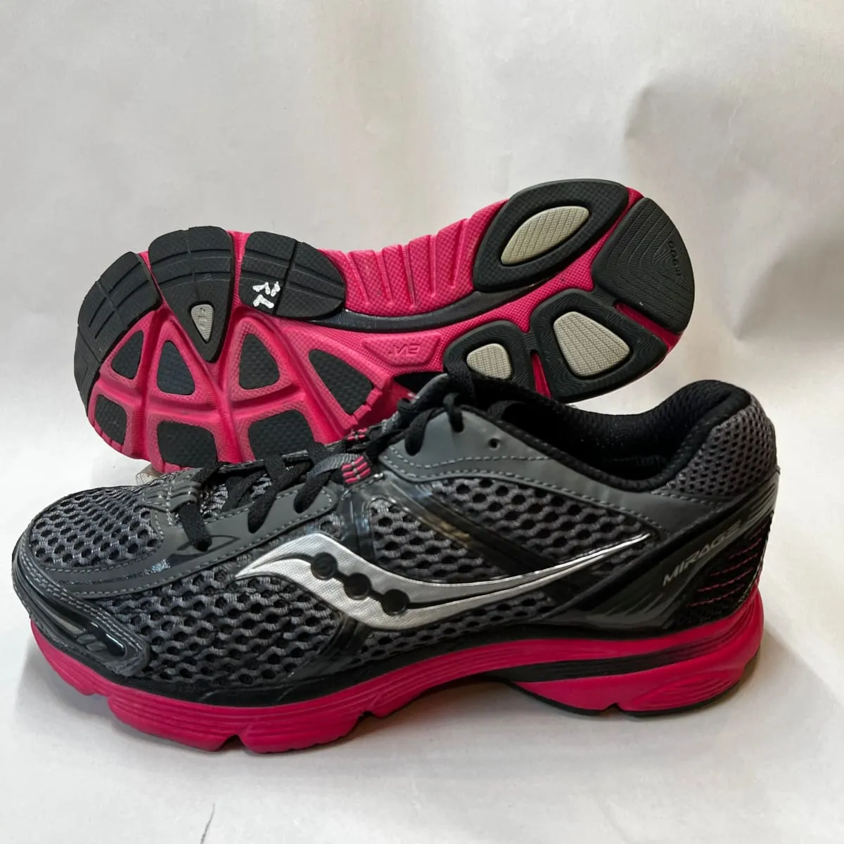 SAUCONY Women's Grid •Mirage• Running Shoe Black/Pink - Preowned