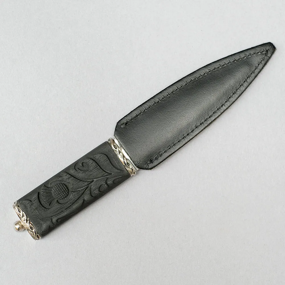 Sgian Dubh with wild thistle design handle