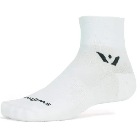 Swiftwick Aspire Two Above Ankle