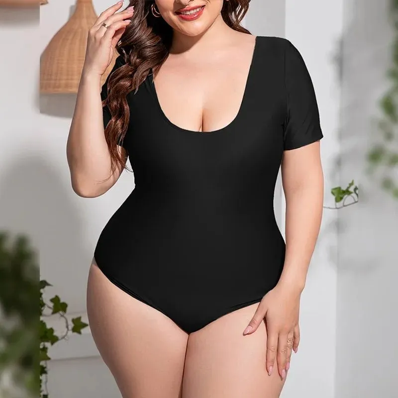 Women's Plus Size One-Piece Swimsuit - Stylish and Flattering Design